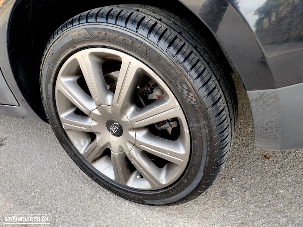 Ford Galaxy 2.0 TDCi Ghia - 44