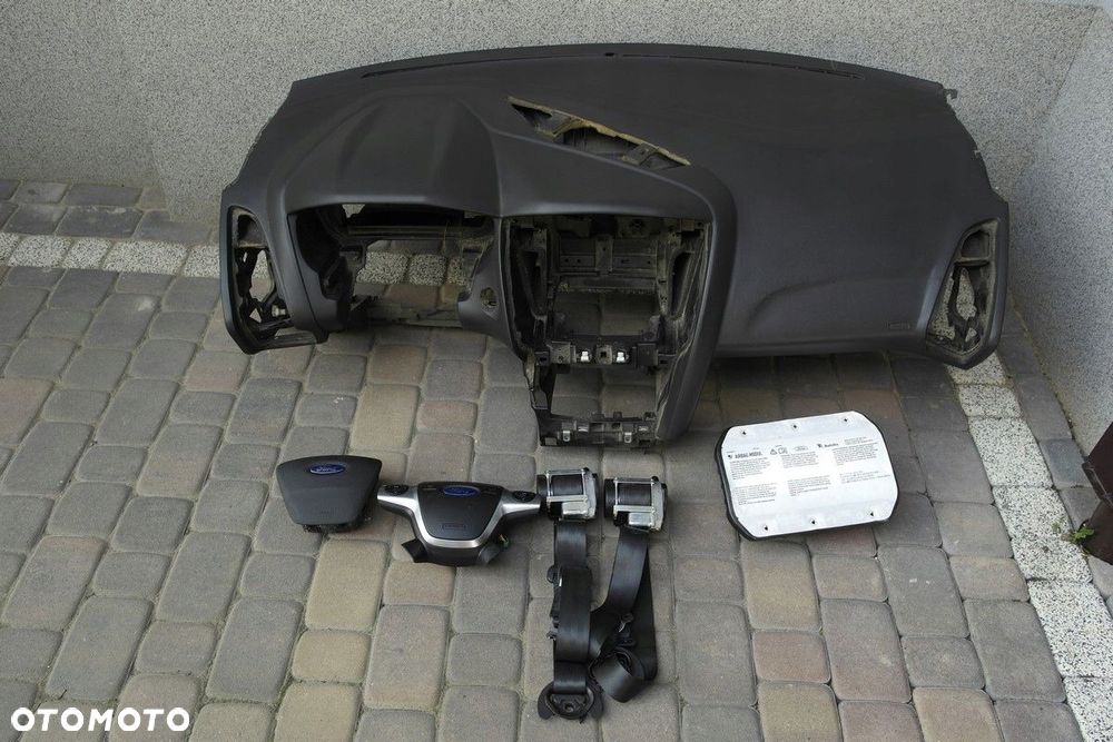 ford focus mk3 st deska konsola airbag pulpit kokpit pÓŁka pas pasy - 1