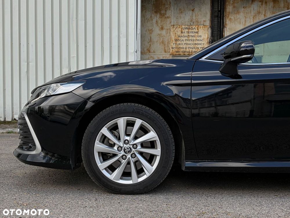 Toyota Camry 2.5 Hybrid Comfort CVT - 6