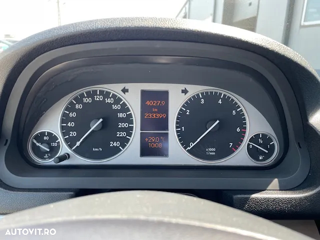 Mercedes-Benz B 170 BlueEFFICIENCY - 8