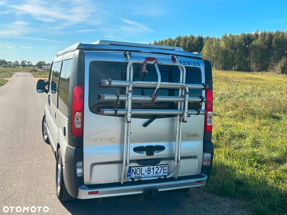 Renault Trafic - 16