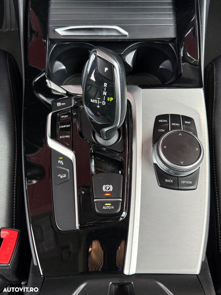 BMW X3 xDrive20d AT Luxury Line - 14