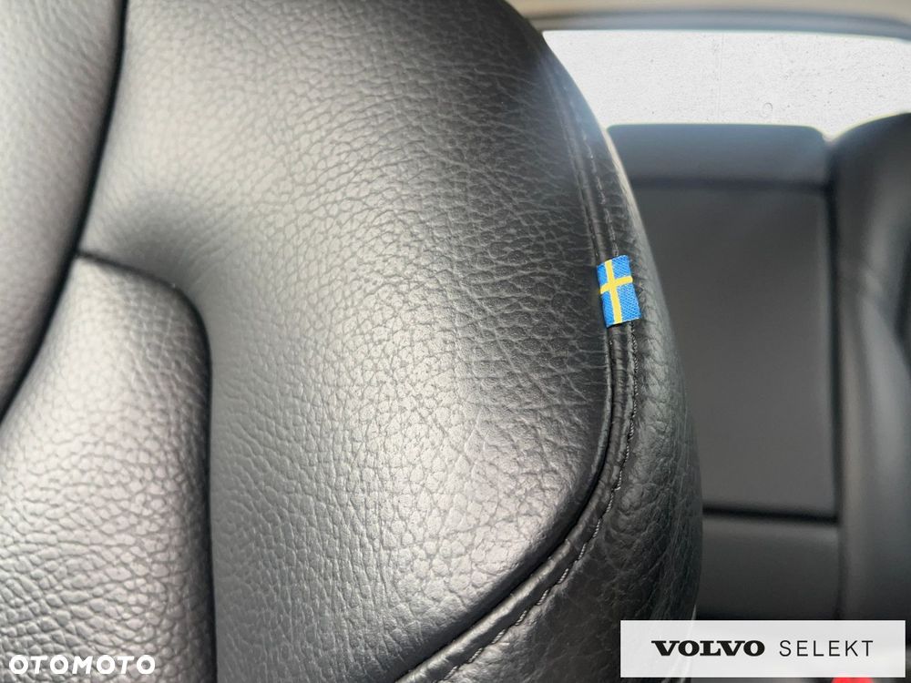 Volvo XC 60 - 25