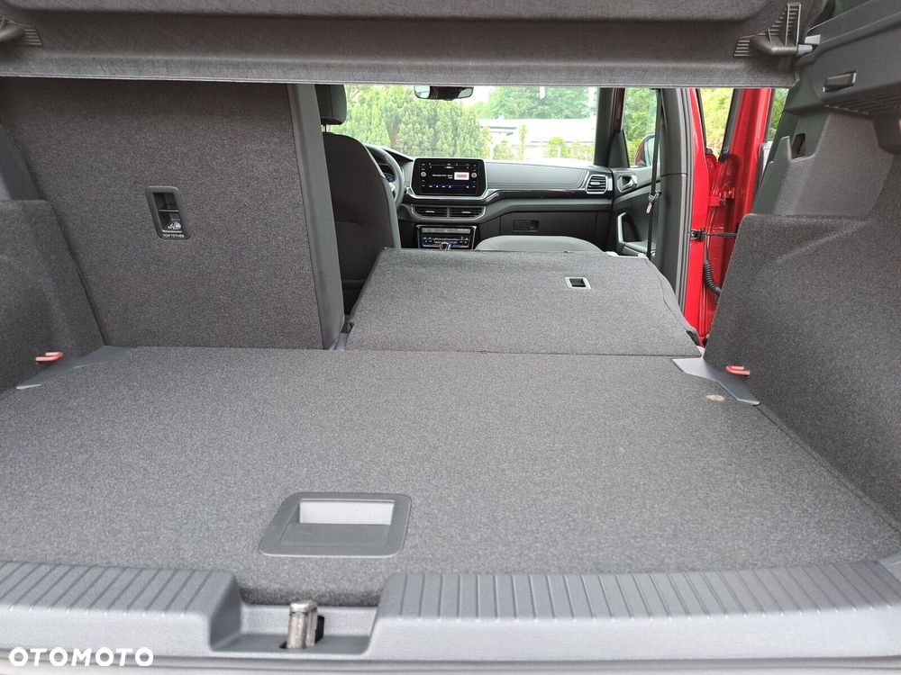Volkswagen T-Cross - 21