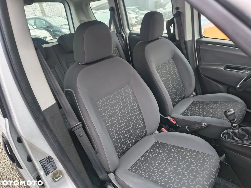 Fiat Doblo 1.6 16V Multijet Emotion - 18