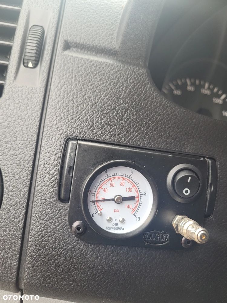 Mercedes-Benz Sprinter - 28