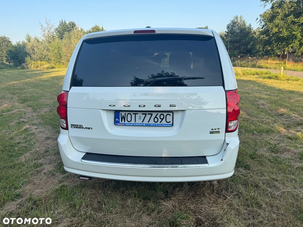Dodge Grand Caravan 3.6 R/T - 16