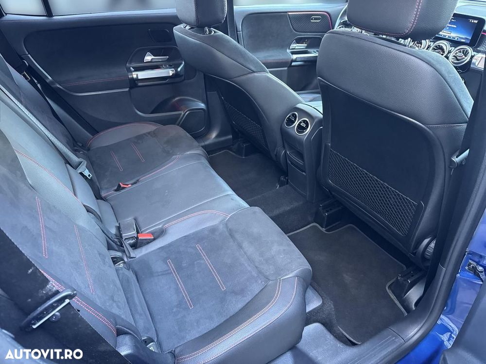 Mercedes-Benz GLB - 14