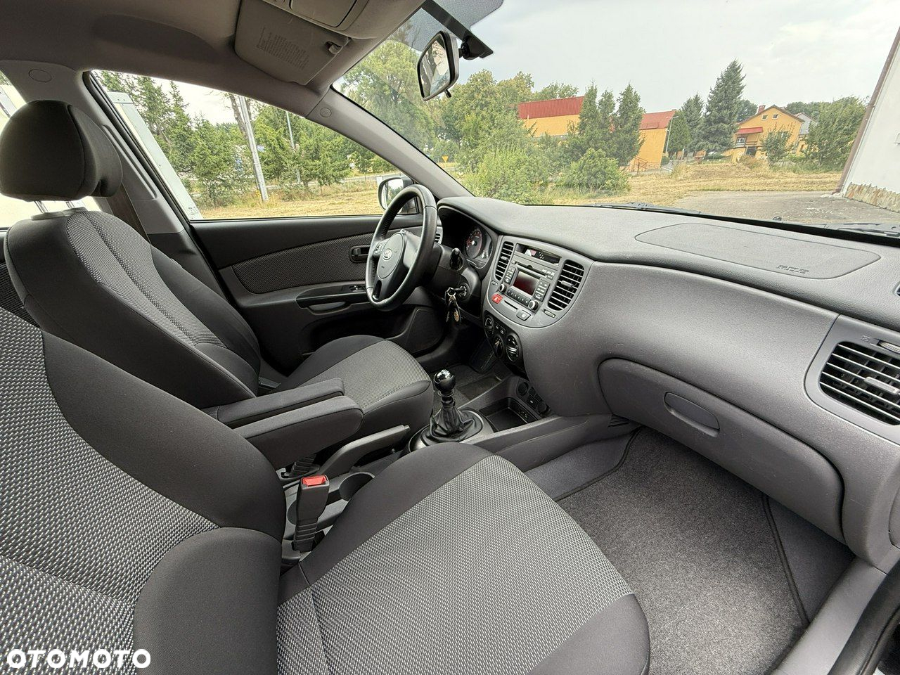 Kia Rio 1.4 Comfort - 19