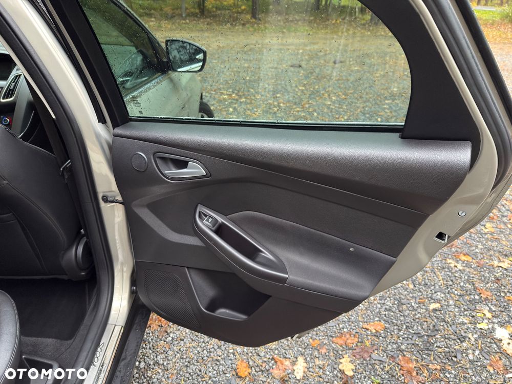 Ford Focus - 20