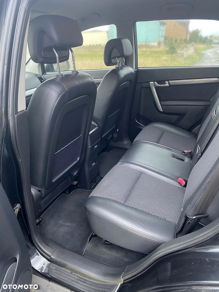 Chevrolet Captiva 2.4 LS - 10