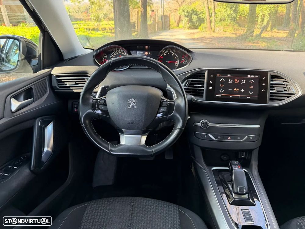 Peugeot 308 - 28