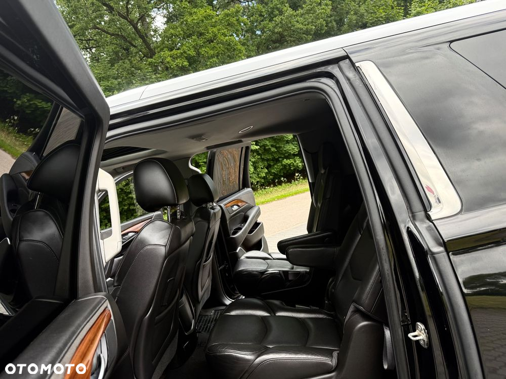 Cadillac Escalade ESV 6.2 V8 AWD AT Platinum - 13