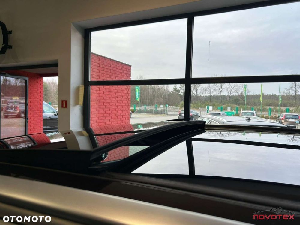 Volvo V90 Cross Country D4 AWD Geartronic Pro - 17