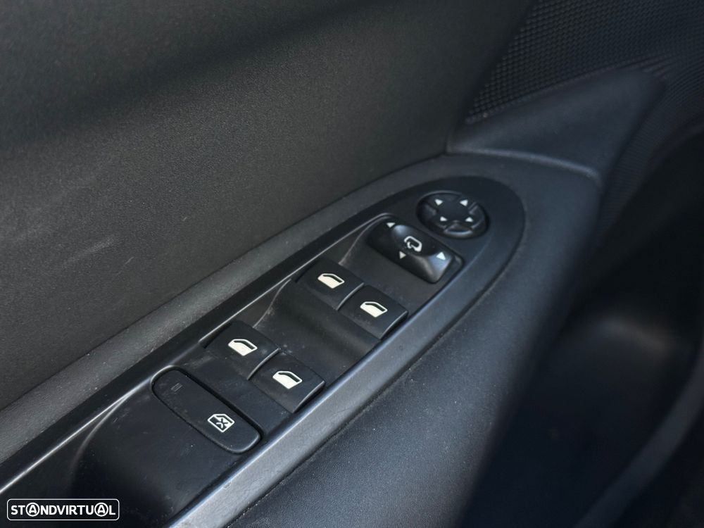 Citroën C4 1.6 BlueHDi Live - 14