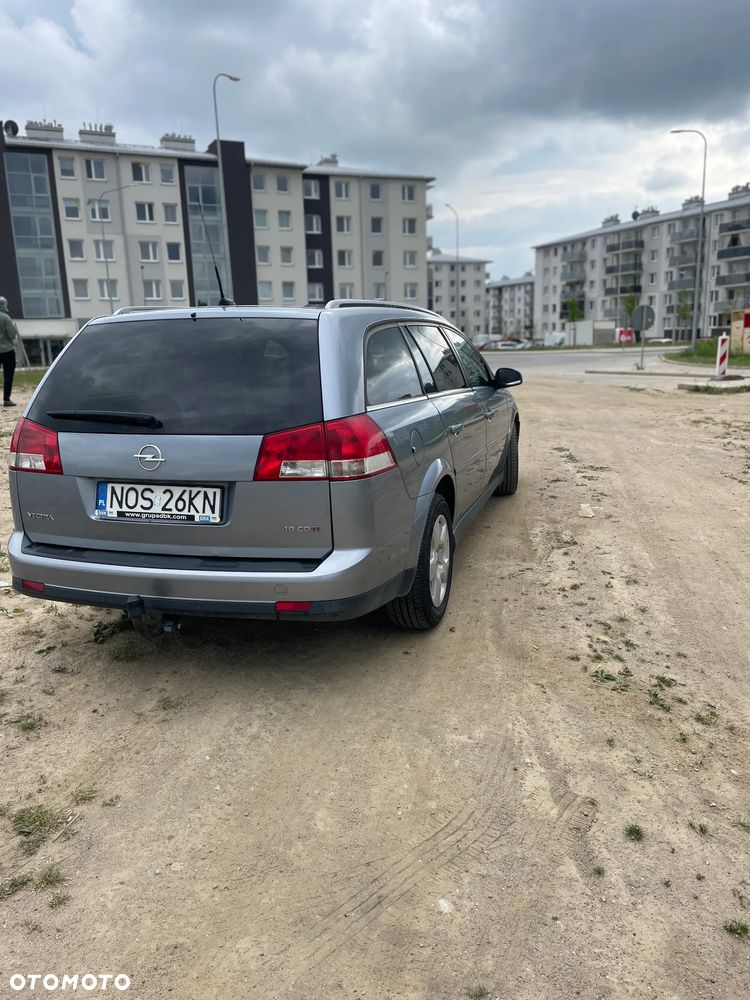 Opel Vectra 1.9 CDTI - 11