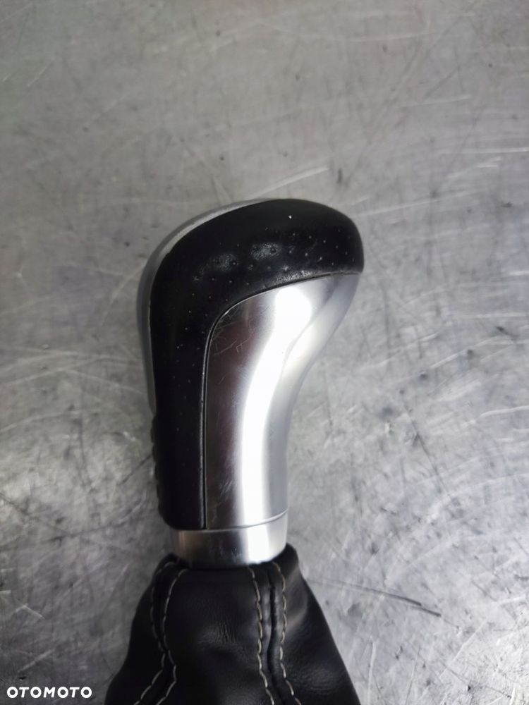 MERCEDES A KLASA W176 GAŁKA MIESZEK ZMIANY BIEGÓW MANUAL - 9