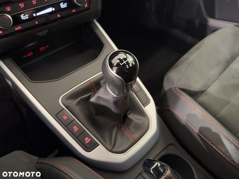 Seat Arona - 23