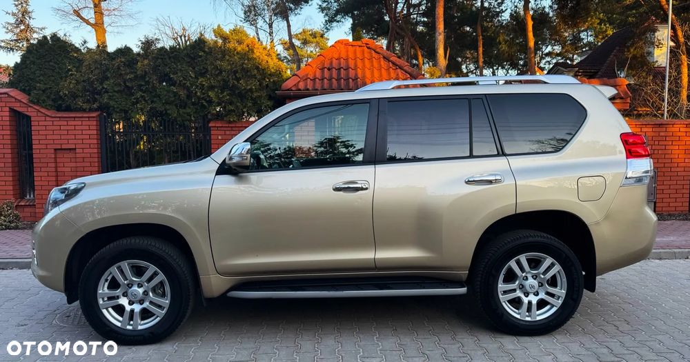 Toyota Land Cruiser 3.0 D-4D Automatik Executive - 24