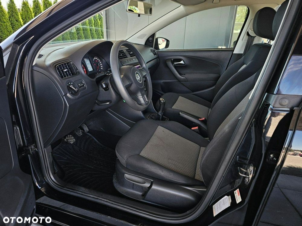 Volkswagen Polo - 12