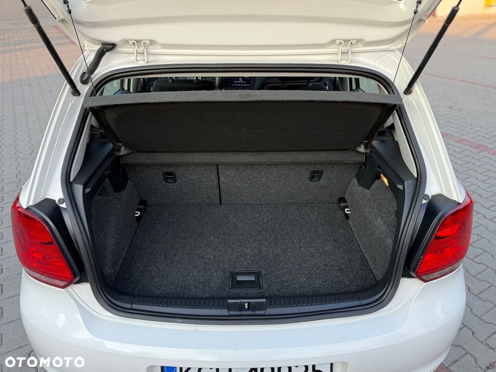 Volkswagen Polo 1.4 16V Trendline - 33