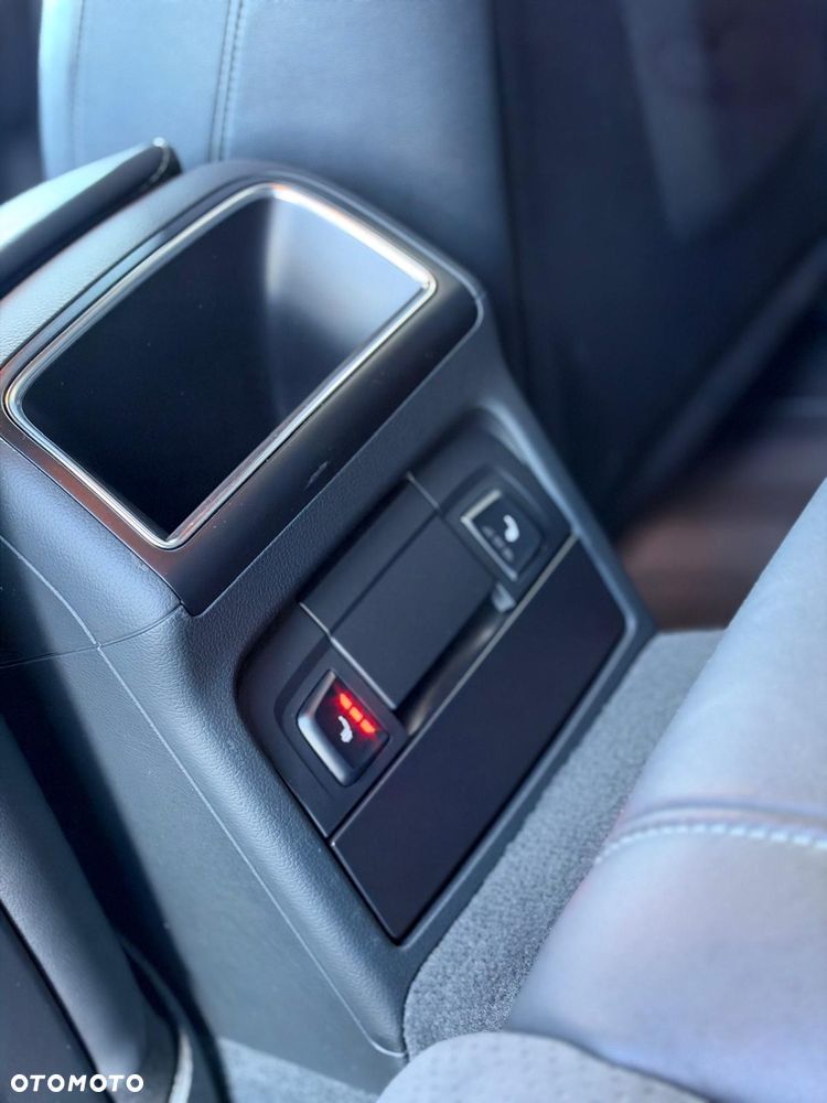 Audi A4 Avant - 22