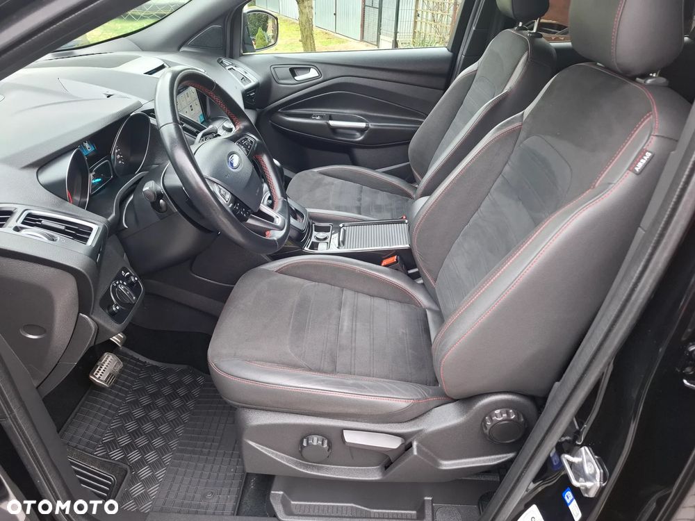 Ford Kuga 2.0 TDCi AWD ST-Line Black - 25