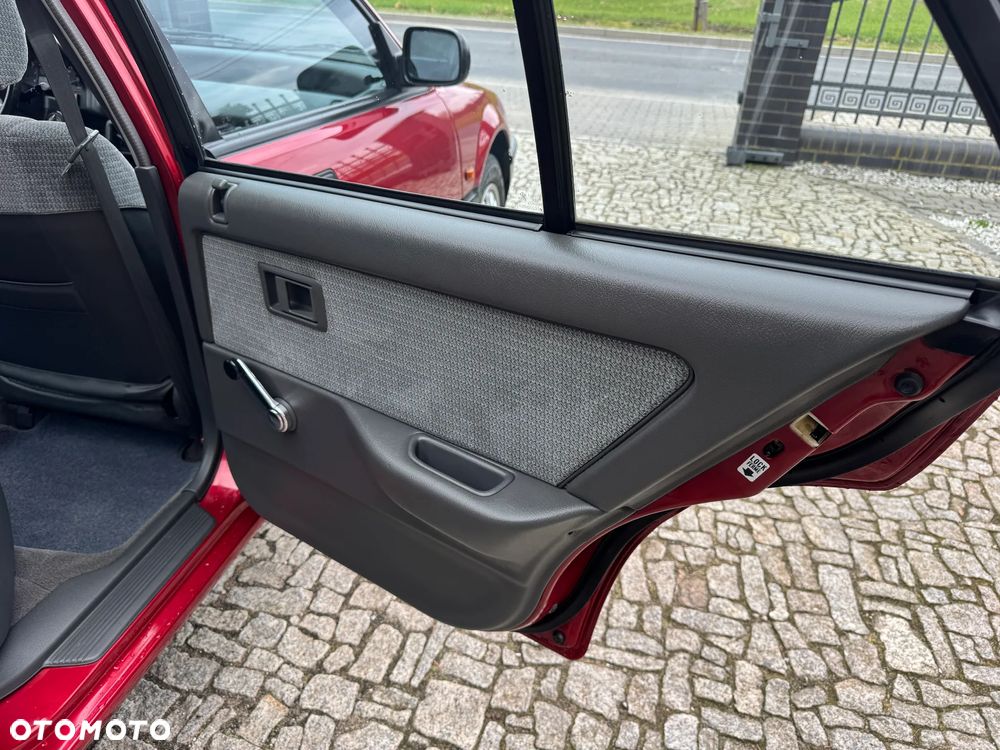 Honda Civic 1.5i - 32