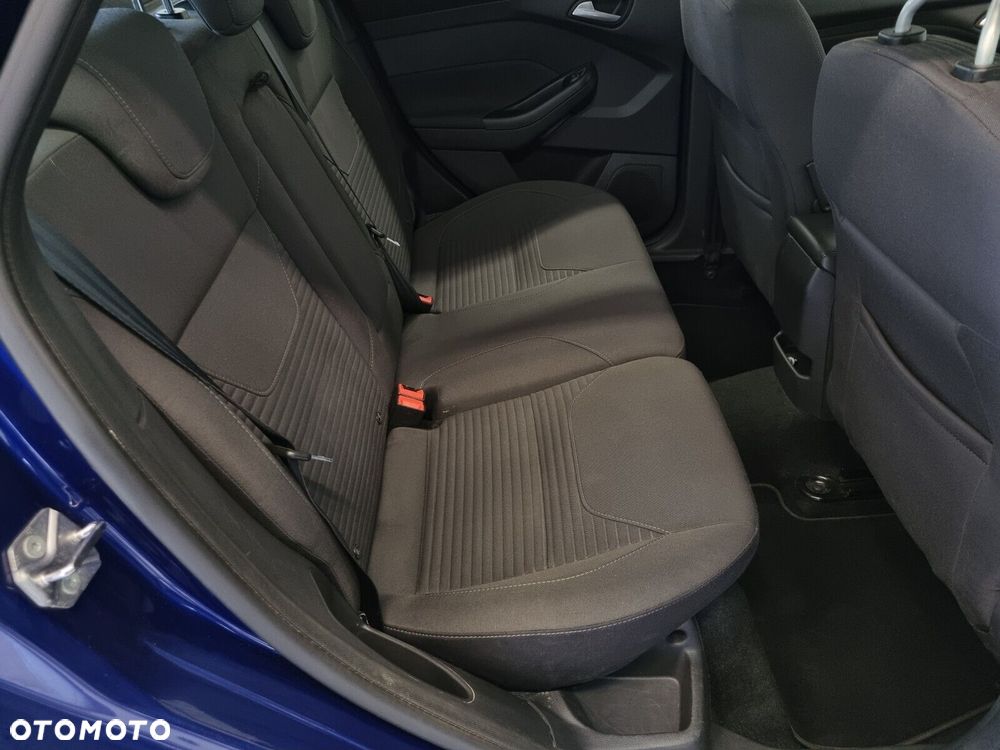 Ford Focus 1.6 Trend - 9