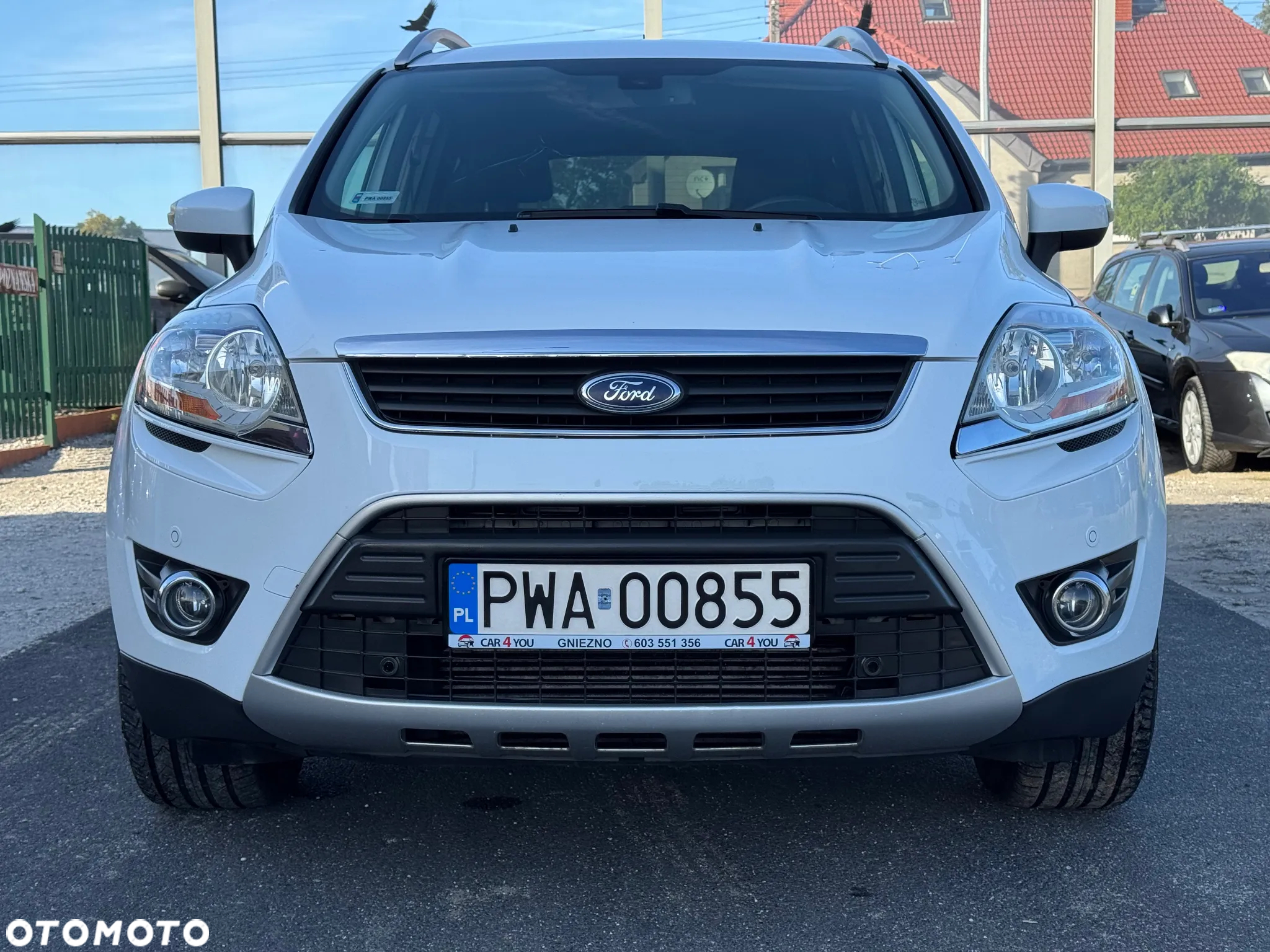 Ford Kuga 2.0 TDCi 2x4 Titanium - 3