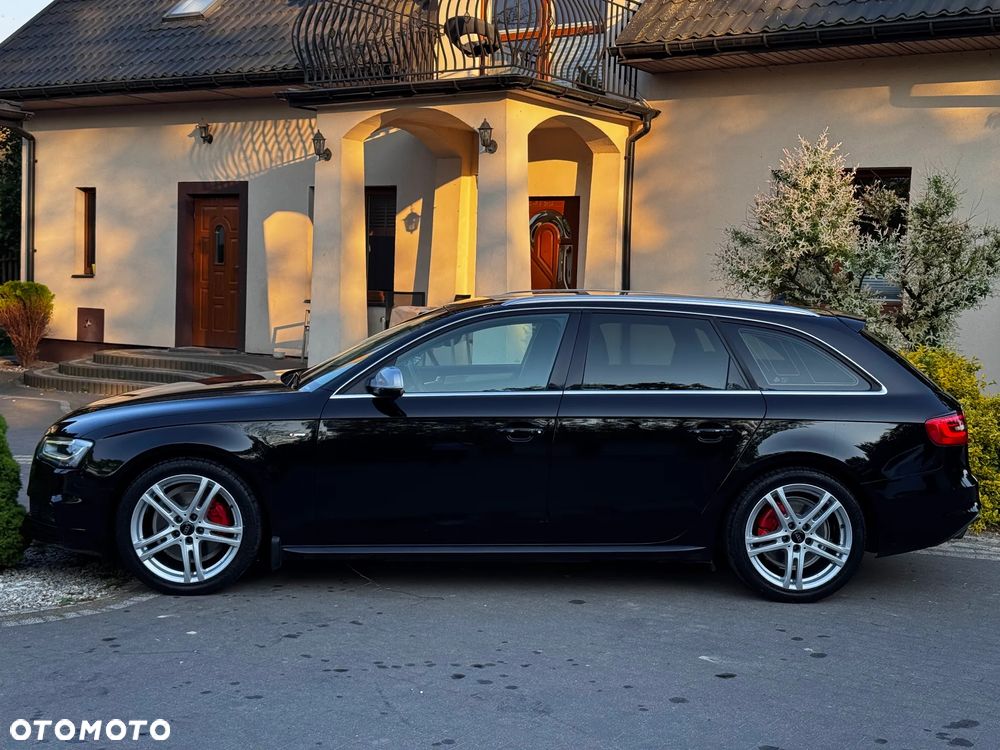 Audi A4 Avant 2.0 TDI S tronic quattro - 3