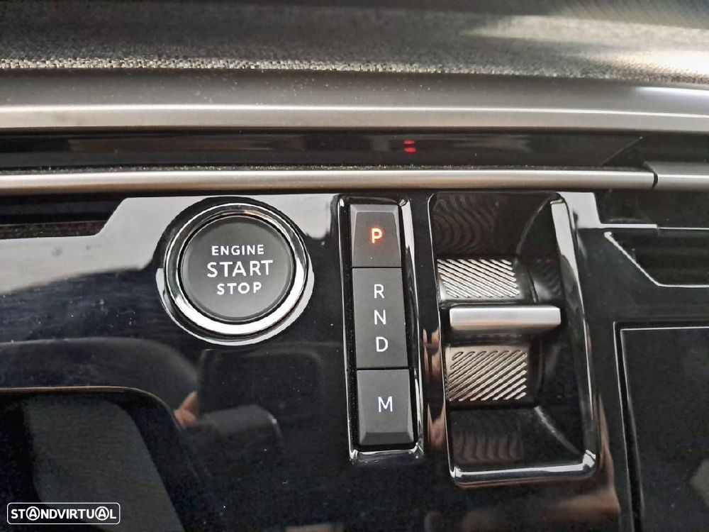 Peugeot 5008 1.2 Hybrid Allure e-DCS6 - 18