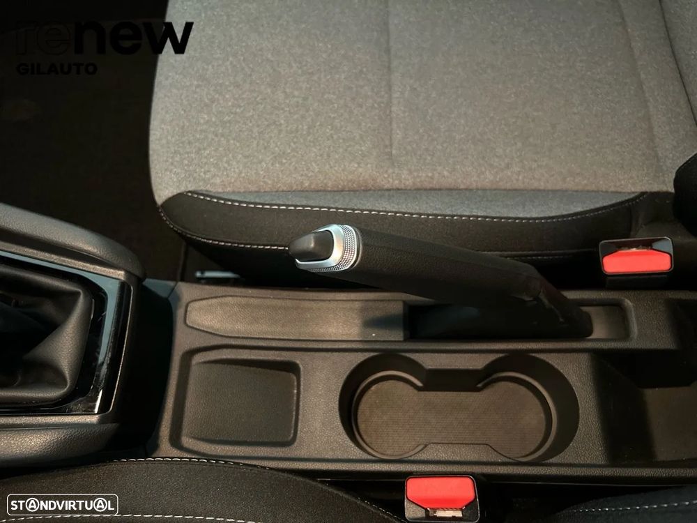 Renault Clio 1.0 TCe Evolution Bi-Fuel - 27