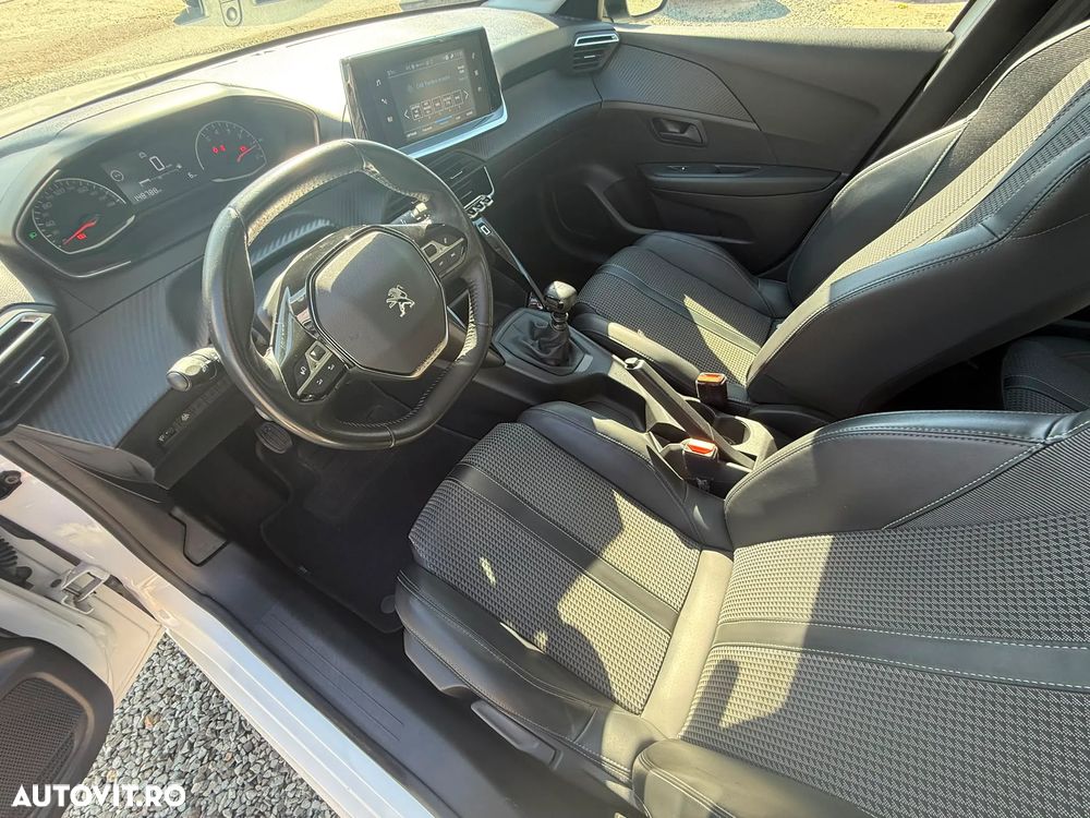 Peugeot 208 Blue-HDi 100 Stop&Start Active - 10