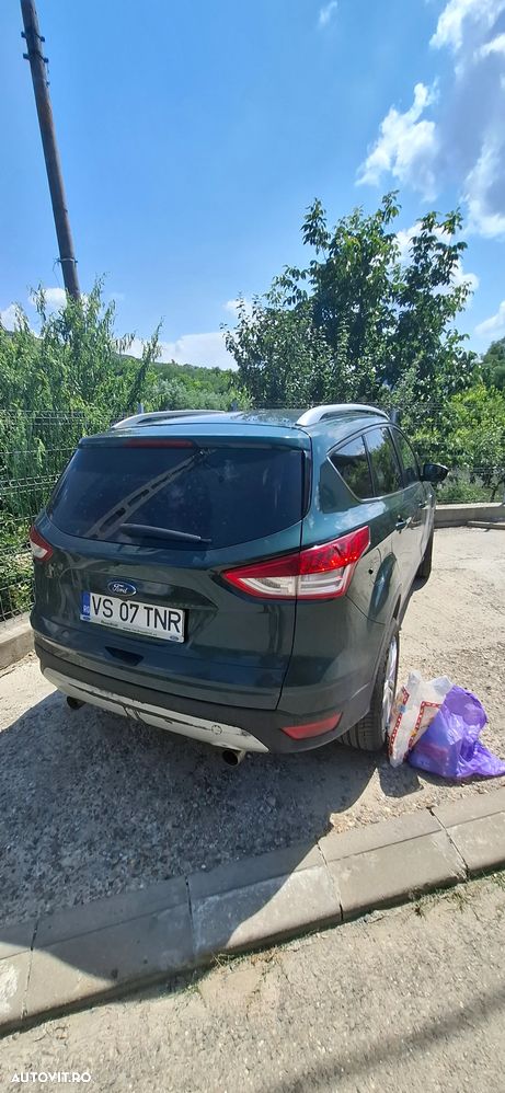 Ford Kuga - 2