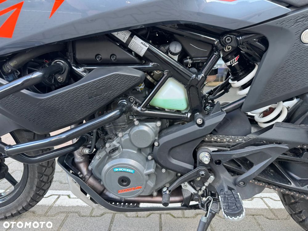 KTM Adventure - 12