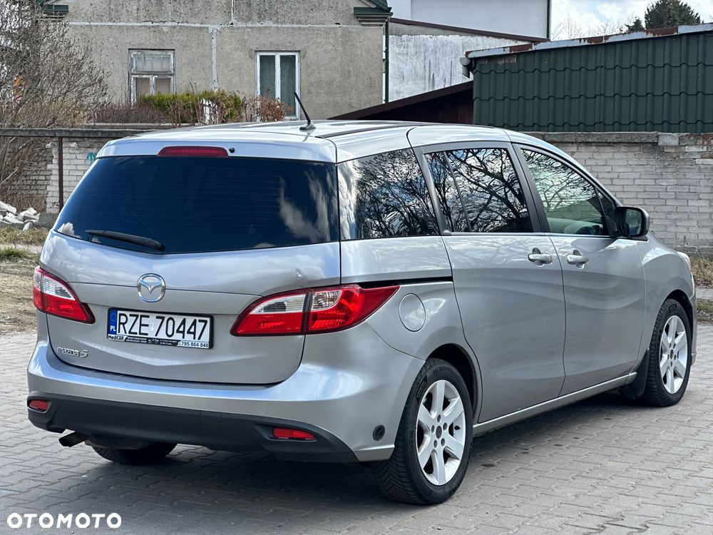 Mazda 5 - 6