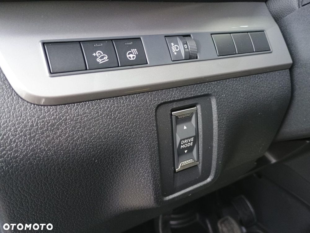 Opel Vivaro - 11