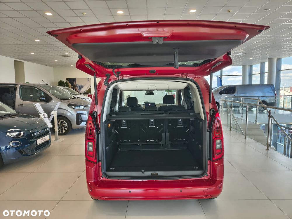 Fiat Qubo - 12