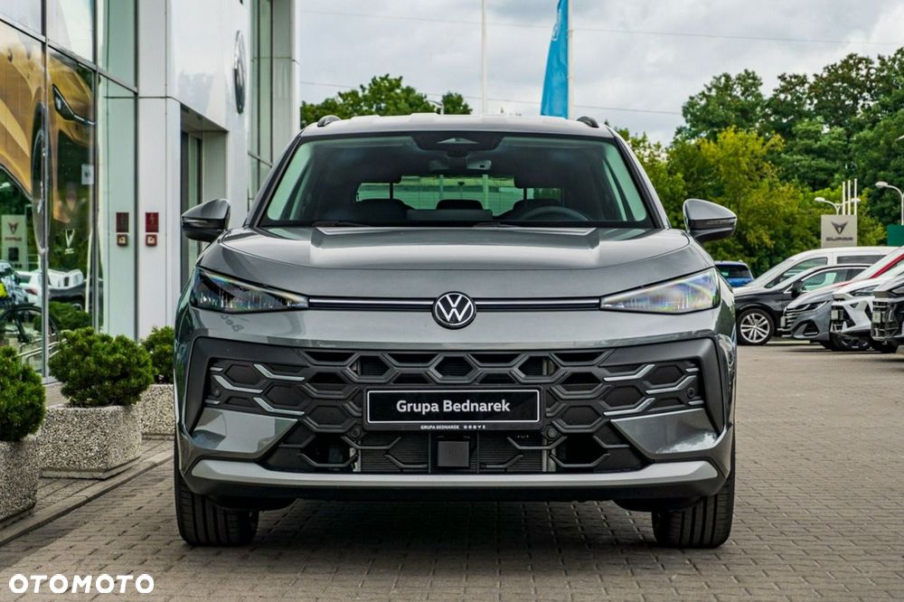 Volkswagen T-Roc - 4