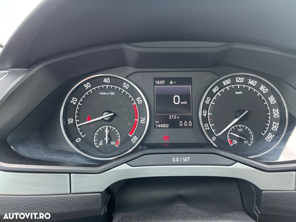 Skoda Superb 1.4 TSI ACT Ambition - 6