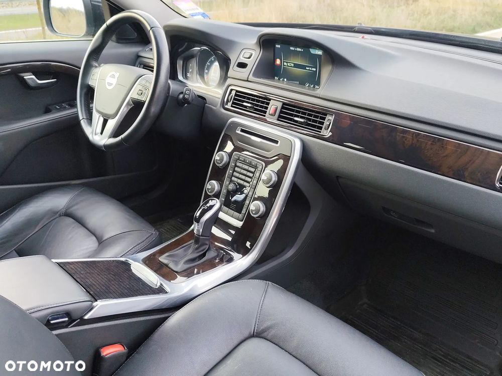 Volvo XC 70 T5 AWD Summum - 27