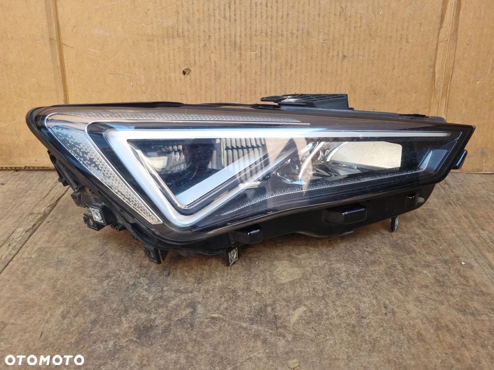 SEAT LEON IV 5FB LAMPA PRAWA FULL LED - 1