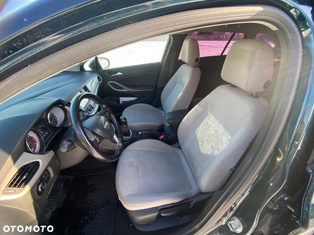 Opel Astra 1.4 T GPF Dynamic S&S - 22