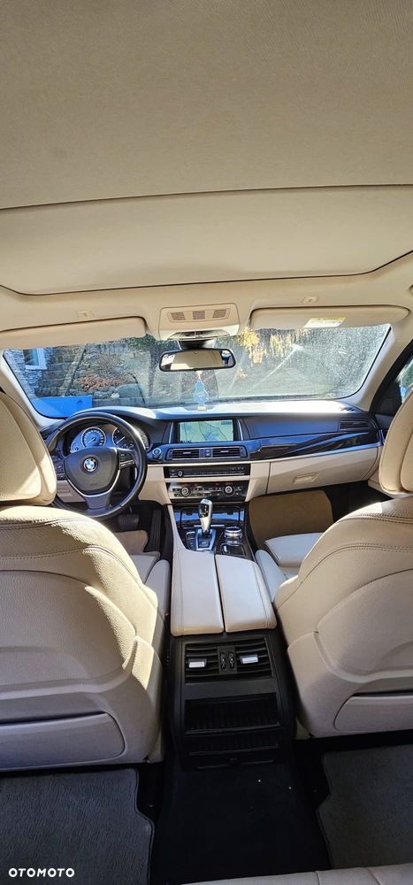 BMW Seria 5 525d xDrive Luxury Line - 12
