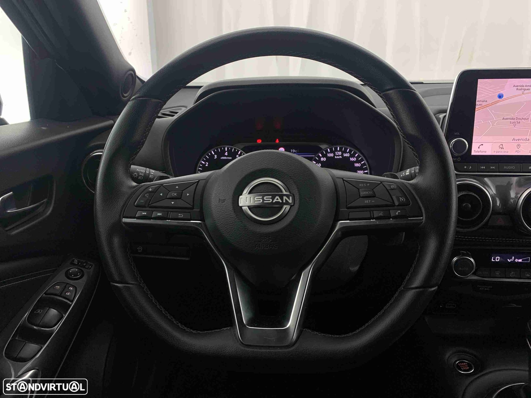 Nissan Juke 1.0 DIG-T N-Connecta NAV. DCT - 11