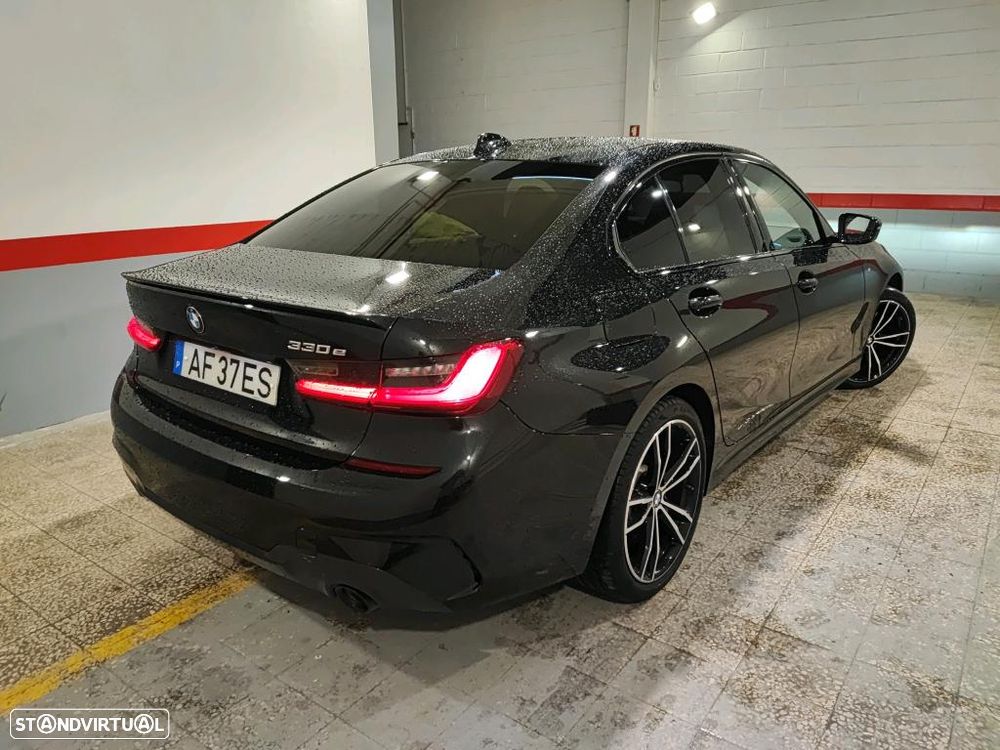 BMW 330 e Pack M Auto - 3