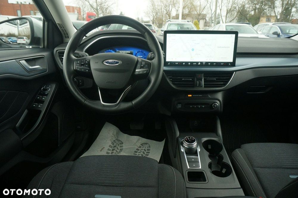Ford Focus - 12