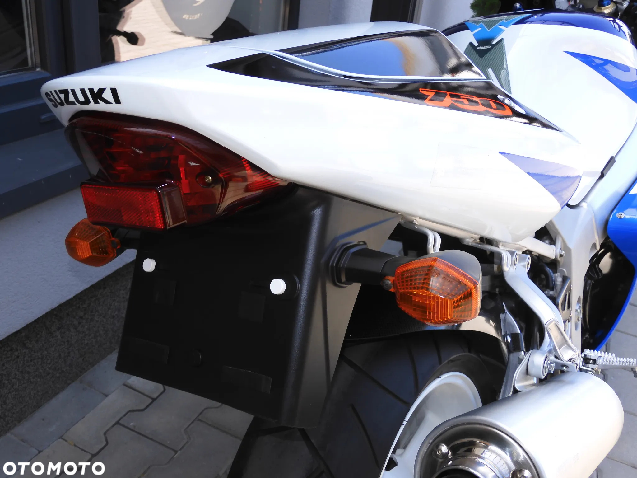 Suzuki GSX-R - 19