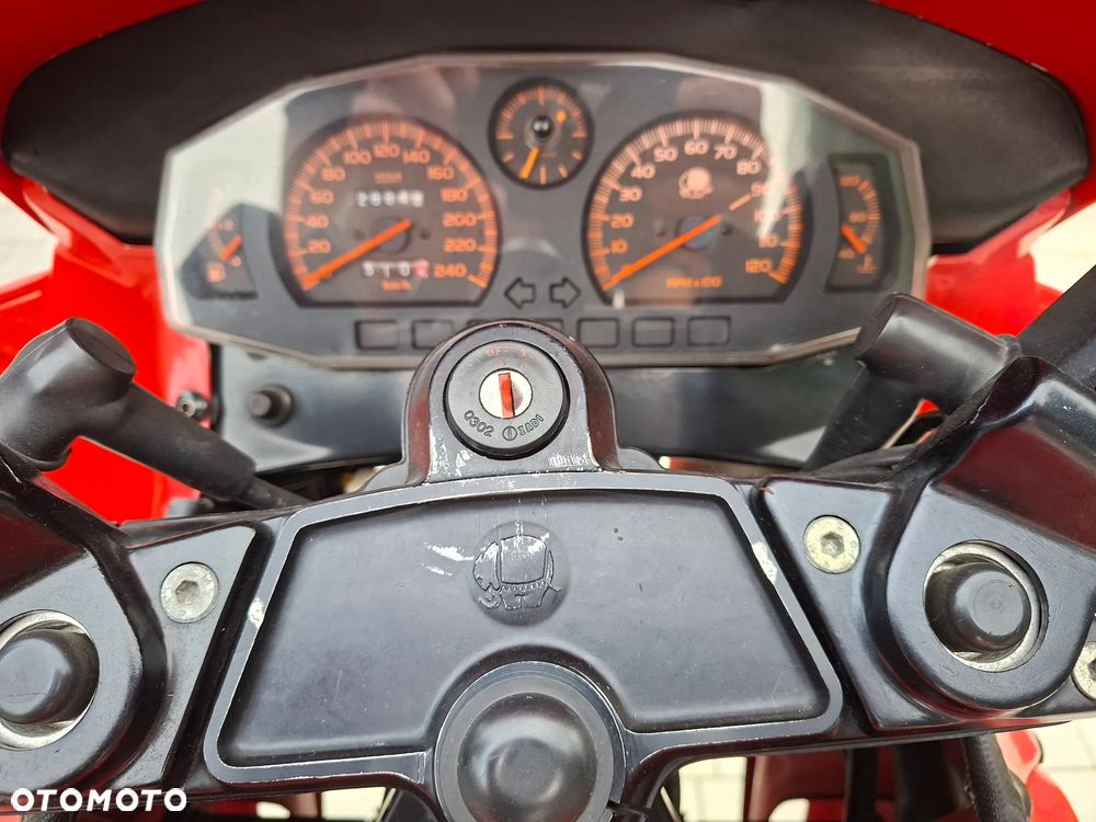 Ducati 907 - 5